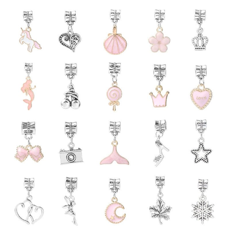 Kit Bracelete Feminino com 63 Peças